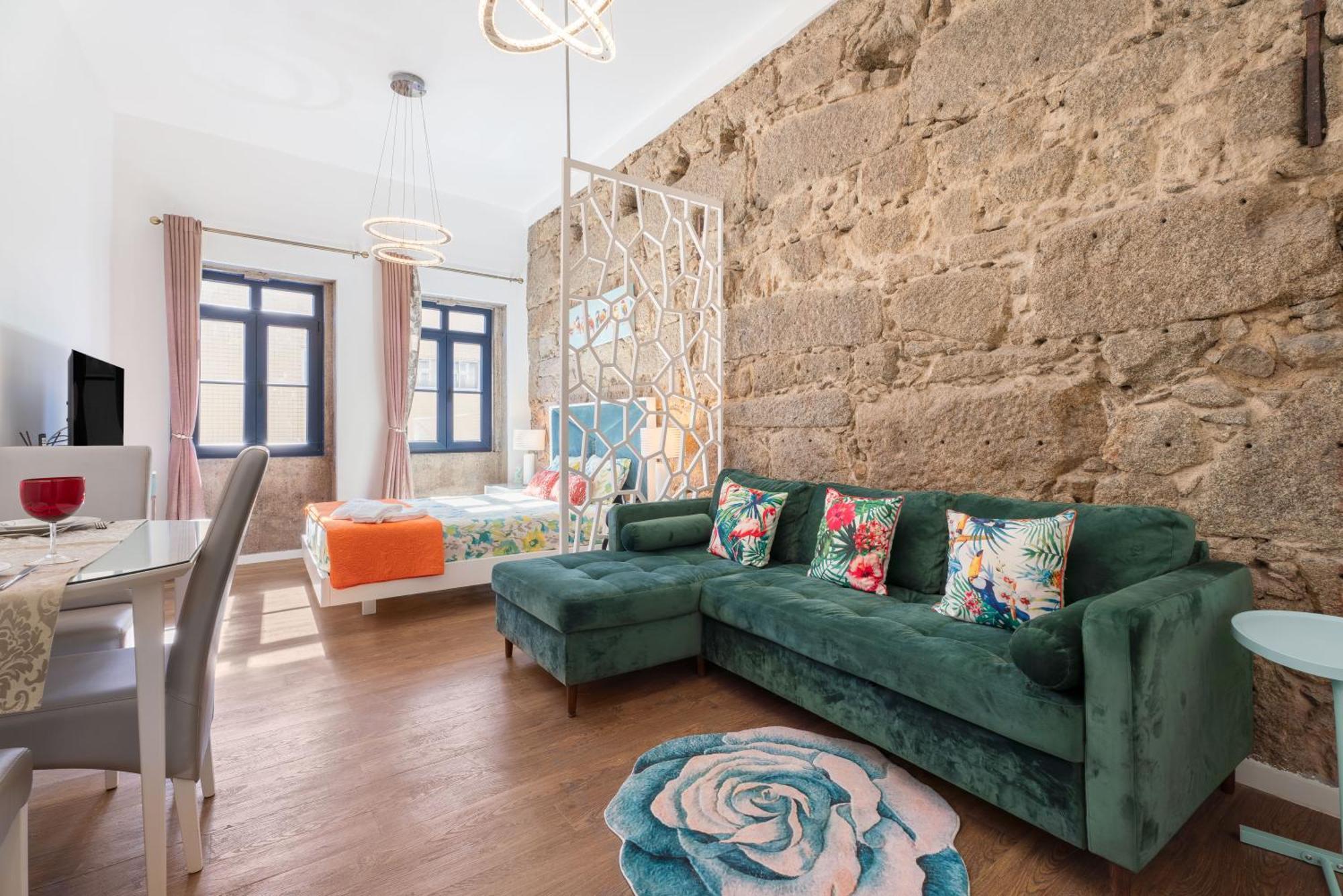 Central Cozy Stay 2 Ac Near Metro Порто Екстериор снимка