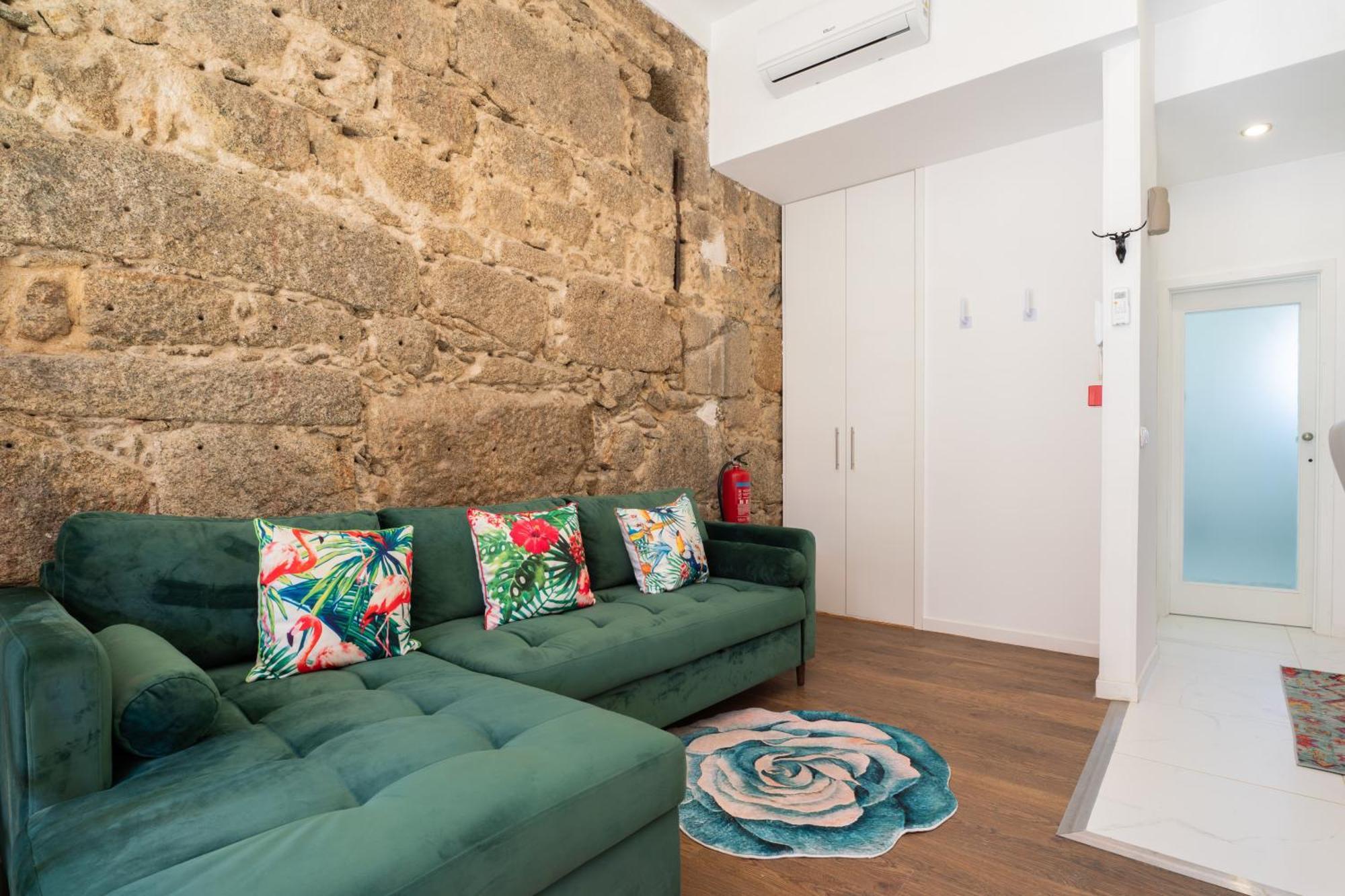 Central Cozy Stay 2 Ac Near Metro Порто Екстериор снимка